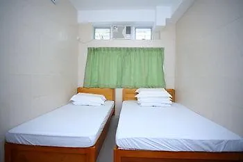 Отель Wide Easy Hostel Гонконг